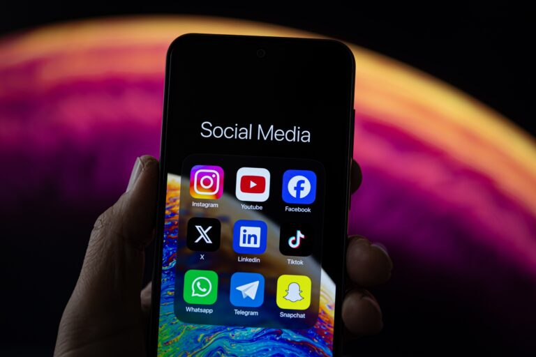 Tiktok, pinterest, meta